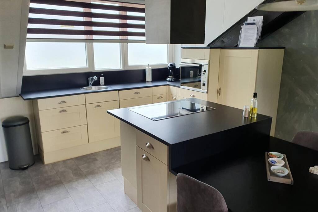 Vrijstaand / Landelijk Appartement Met Uitzicht! De Wijk Exterior foto